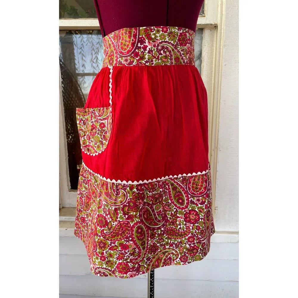 Vintage 1950s Half Apron Red Paisley Organza Cotton - Picture 1 of 9